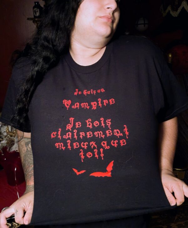 Ti-shirt X Large '' je suis un vampire '' unisexe